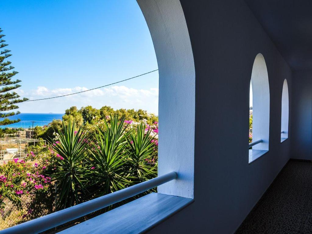 United Blue Resorts - White Sand Karteros Exterior foto