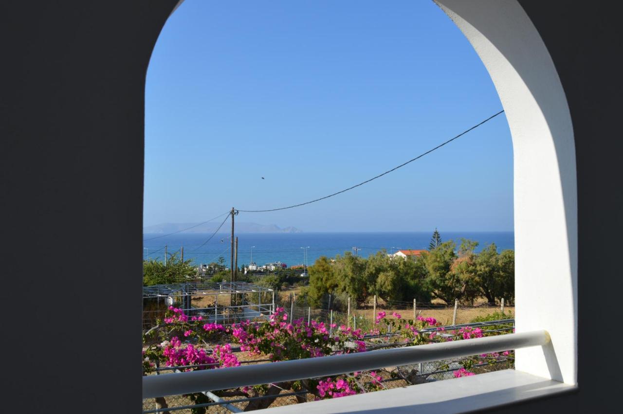 United Blue Resorts - White Sand Karteros Exterior foto